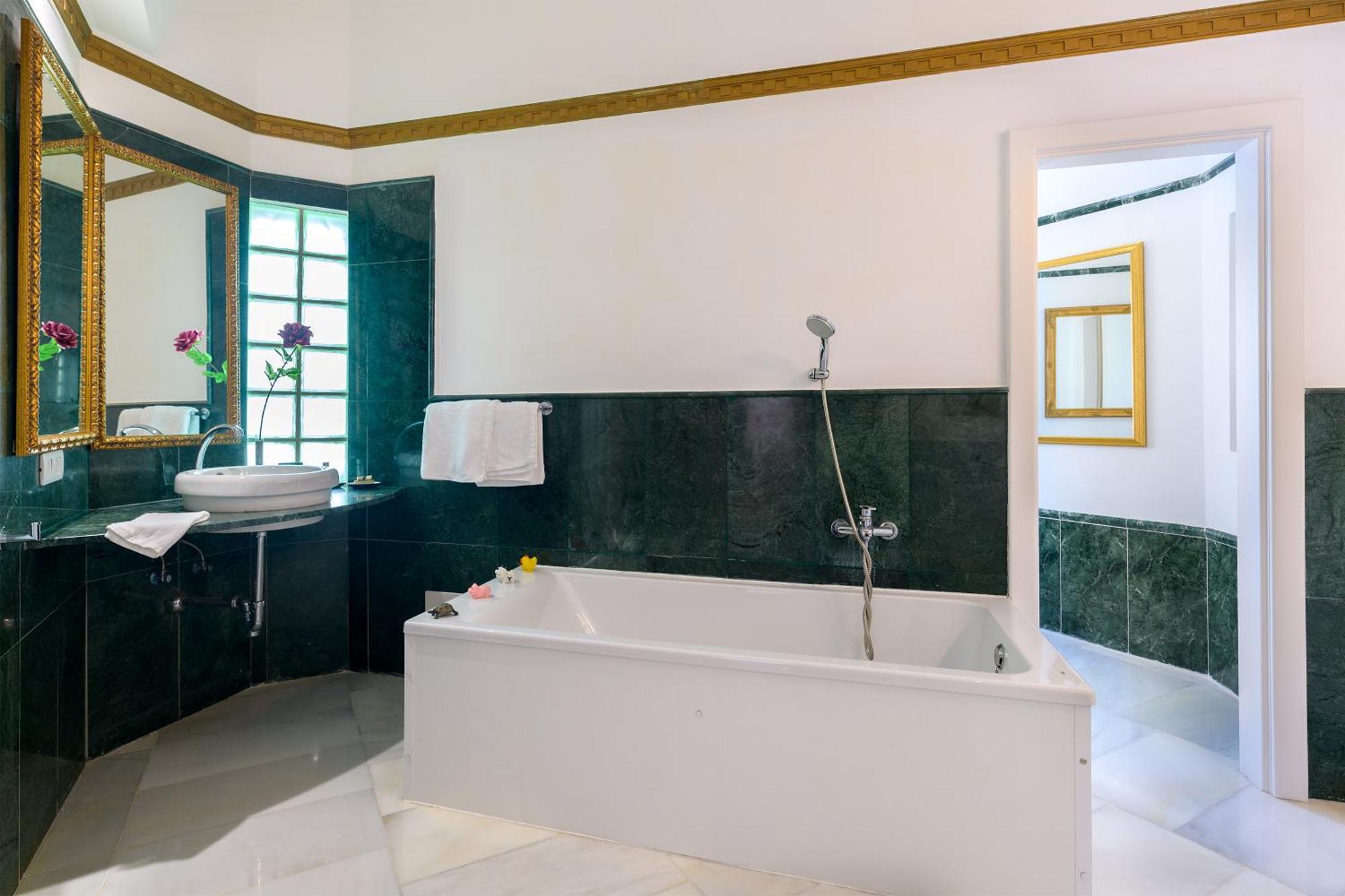 Oasis De Lujo - Luxury Boutique Villa กอสตา เตกีสเซ ภายนอก รูปภาพ