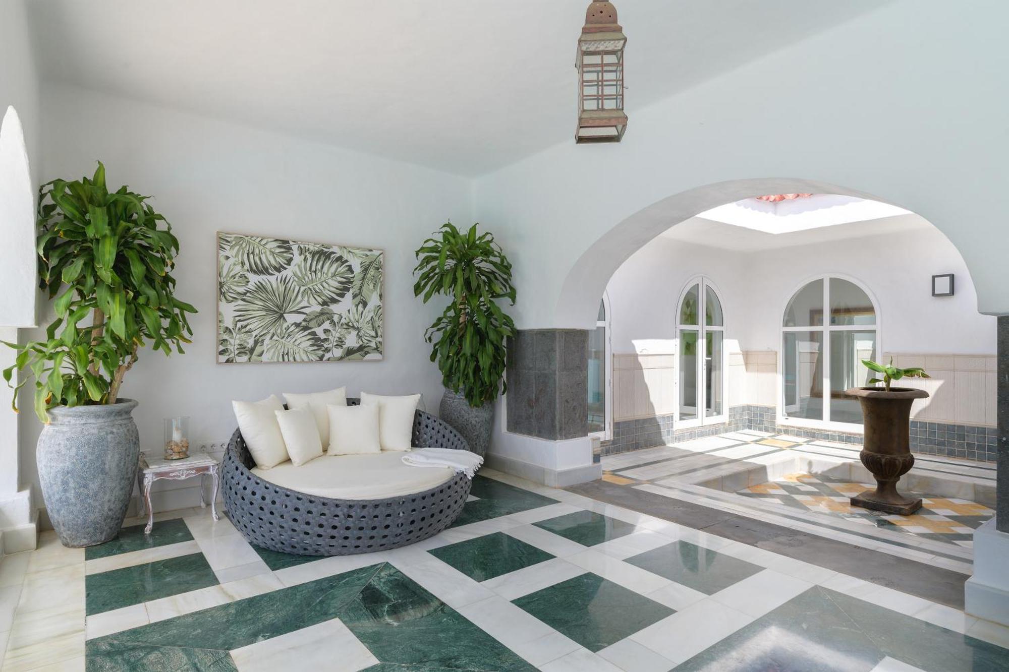 Oasis De Lujo - Luxury Boutique Villa กอสตา เตกีสเซ ภายนอก รูปภาพ